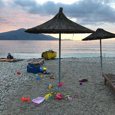 Karaburun Sunset Beach Apartment Orikum Bagian luar foto