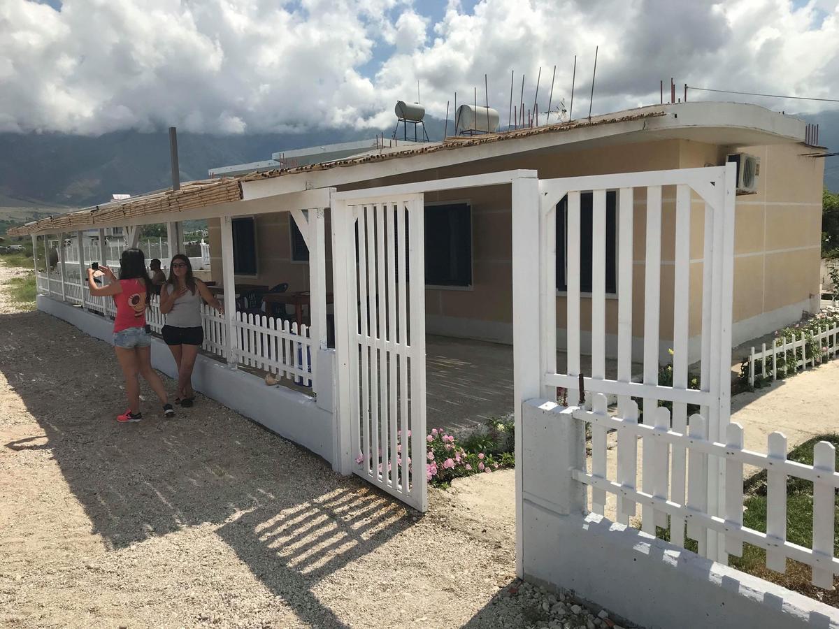 Karaburun Sunset Beach Orikum Bagian luar foto